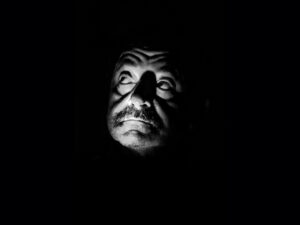 Série "Portraits dans le noir"